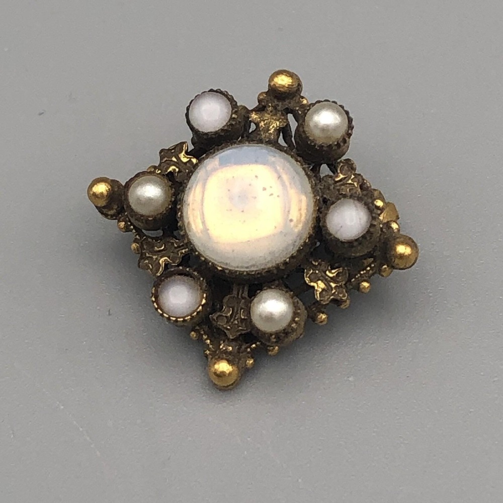 Original by Robert Brooch Faux Pearl Moonstone Sputnic Atomic 1960s